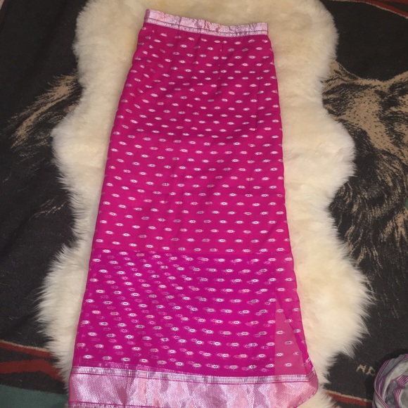 Indonesian Sarong style wrap skirt by Spicy Bambu 💝 - Picture 6 of 7